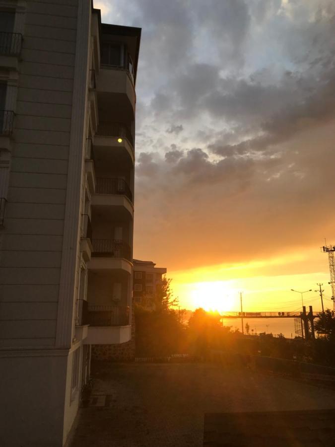 Aparthotel Black Rose Kaşüstü Exterior foto