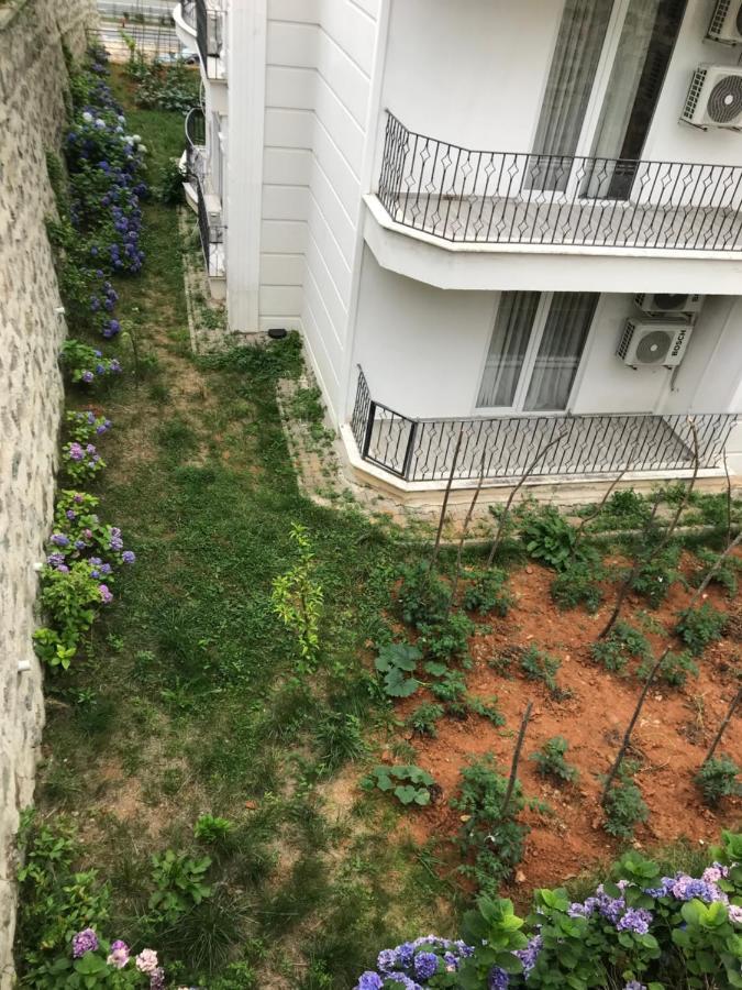 Aparthotel Black Rose Kaşüstü Exterior foto